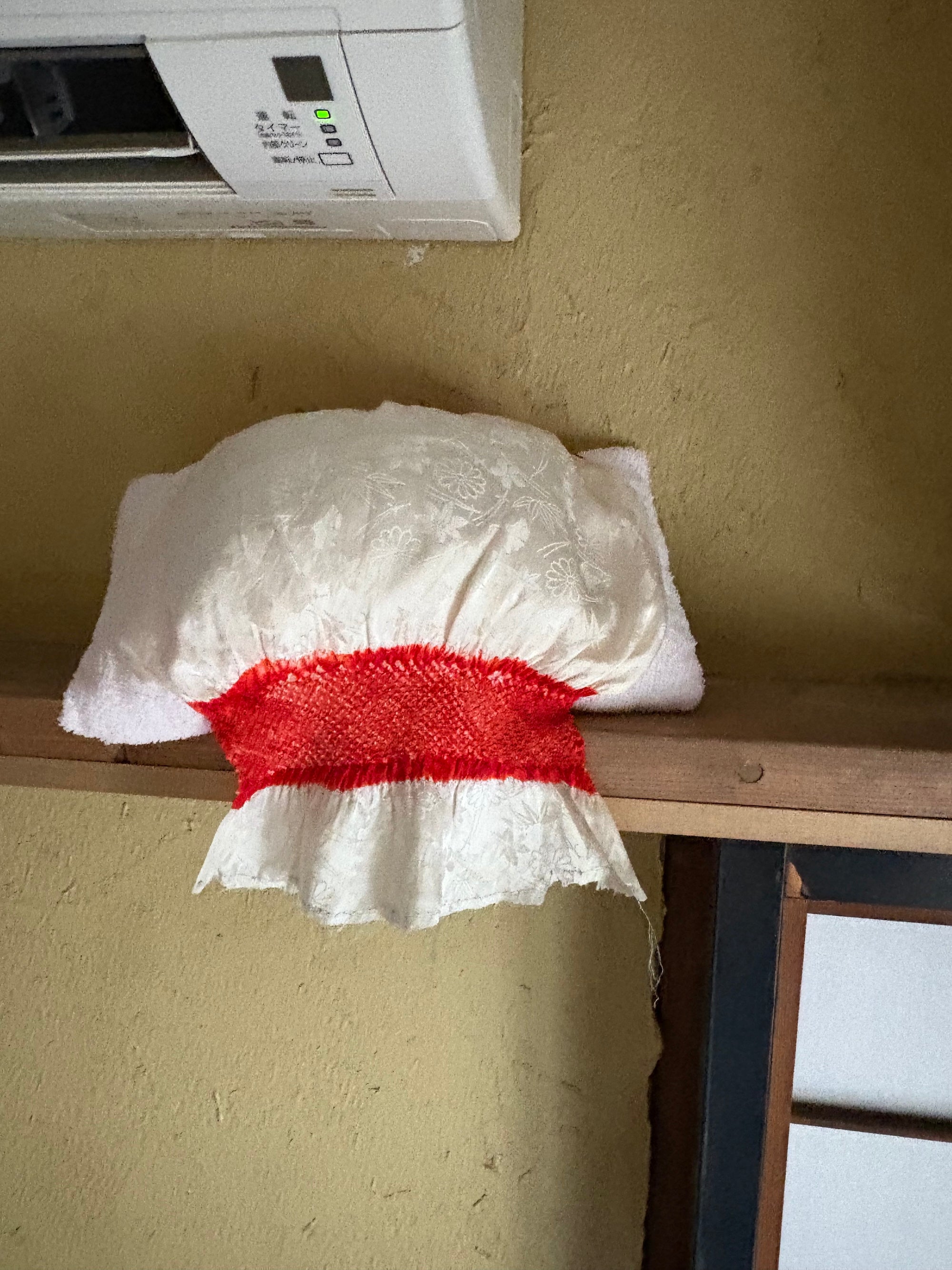 n11 — Flower Shibori